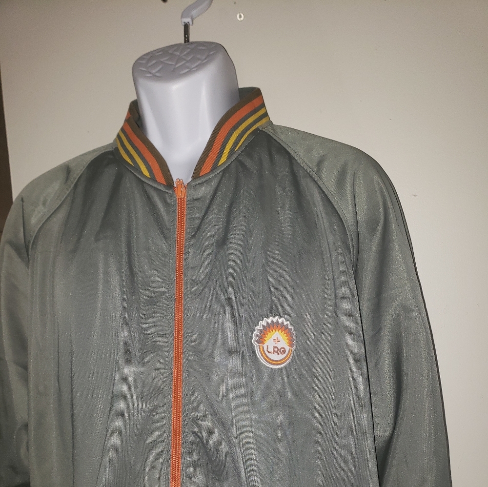 Lrg Jacket - image 3